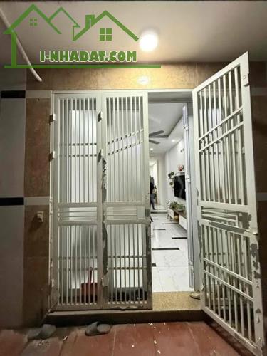 HỒ TÙNG MẬU BẮC TỪ LIÊM NHÀ ĐẸP NGÕ TO GẦN TRƯỜNG ĐẠI HỌC CƠ QUAN VĂN PHÒNG  VÀ TTTM CẦN B - 2