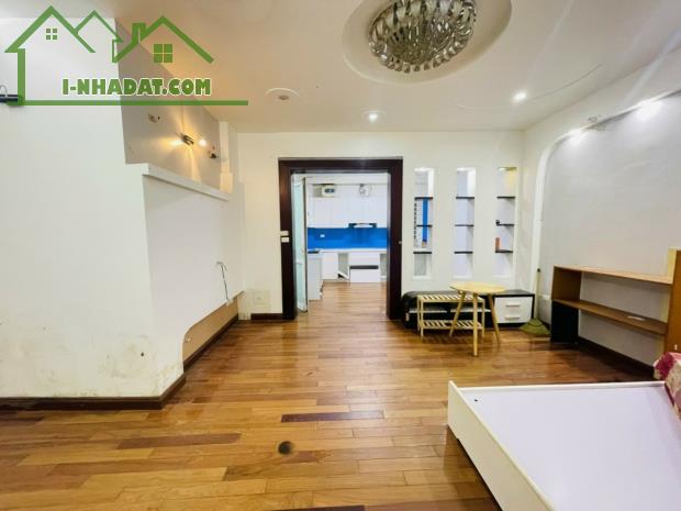 BÁN NHÀ PHƯƠNG CANH NAM TỪ LIÊM – PHÂN LÔ – LÔ GÓC – Ô TÔ CHẠY VÒNG QUANH – 40M2 x 5 TẦNG