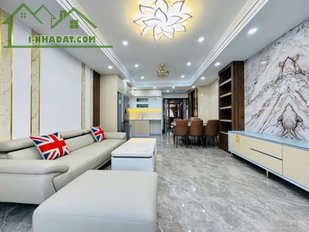 Bán nhà Nguyễn Văn Cừ,Long Biên 7 tầng,55m,mt4.4m oto tránh nhỉnh 20 tỷ - 2