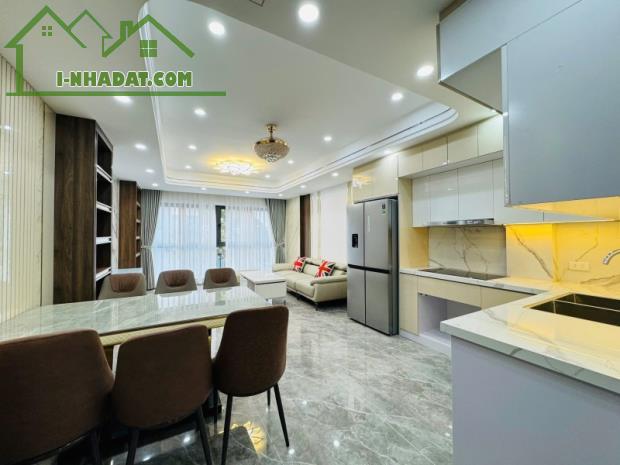 Bán nhà Nguyễn Văn Cừ,Long Biên 7 tầng,55m,mt4.4m oto tránh nhỉnh 20 tỷ - 1