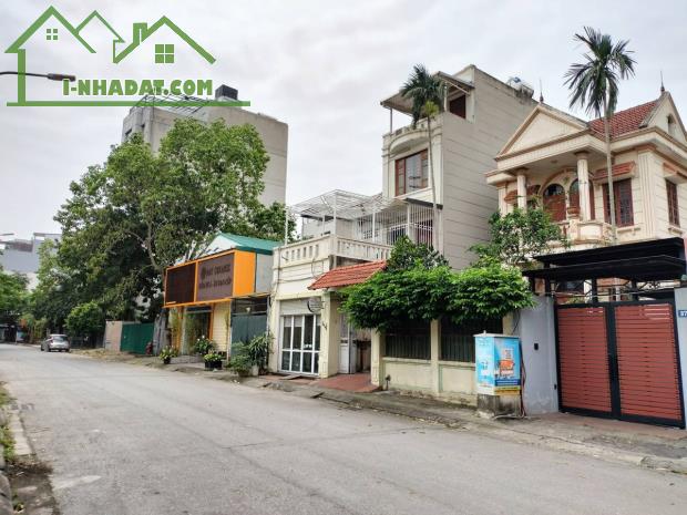 Bán nhà phố Nguyễn Gia Bồng, Ngọc Thụy 176 2T MT7.56m giá 45 tỷ, ô tô tránh đỗ ngày đêm - 3