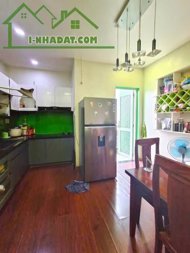 HÀNG HOT - Nhà 3 lầu ST mặt tiền hẻm xe hơi Nguyễn Thị Thập, Quận 7 - 2