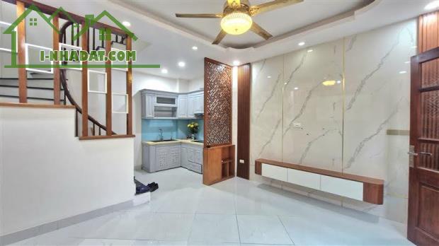 NHÀ MỸ ĐÌNH 45M2x4 TẦNG - Ô TÔ TRÁNH - KD VỈA HÈ - GIÁ KÉM 6 ĐỒNG