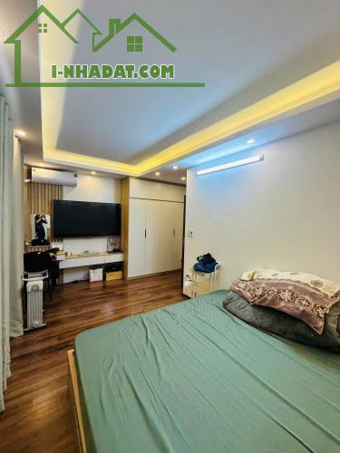 bán nhà phố Trương Định, Hai Bà Trưng 34m, 5 tầng. Giá: 8 tỷ. LH: 0937158386 - 1