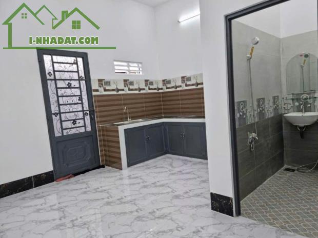 820Tr có ngay căn nhà 110m2 ở Tân Hiệp,Hóc Môn Sổ Hồng Riêng - 4