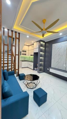 N.H.À MỚI 6,1 TỶ PHẠM NGỌC THẠCH - NGÕ THÔNG XÃ ĐÀN - 5 TẦNG - NỘI THẤT HIỆN ĐẠI - SÂN XE - 3