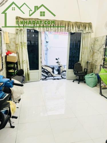 C107🌟 BÁN NHÀ MẶT TIỀN NGUYỄN THỊ THẬP QUẬN 7 - DOANH THU 13 TRIỆU/THÁNG - 3