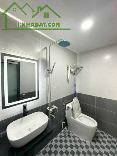 TRUNG TÂM TÂN PHÚ NGAY CHỢ VẢI PHÚ THỌ HÒA - NHÀ ĐẸP Ở NGAY - 52M2 (4x13) - CHỈ NHỈNH 4 TỶ - 3