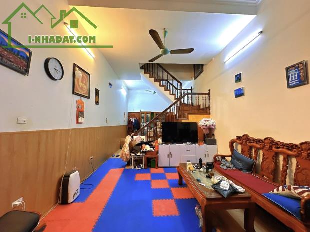BÁN NHÀ NGÕ 381 NGUYỄN KHANG 52M*4T CHỈ 9.4 TỶ, 50M RA Ô TÔ, 2 THOÁNG TRƯỚC SAU VĨNH VIỄN. - 2