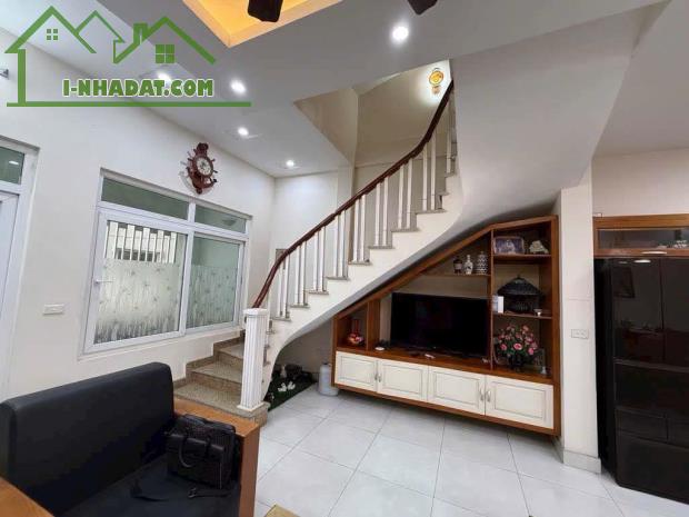 [ BÁN GẤP] Bán nhà Văn Hội dân xây chắc chắn 50m2, hai thoáng, kinh doanh, giá chỉ 8.6 tỷ - 2