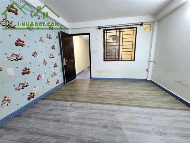 KHU VIP BÀN CỜ - VỈA HÈ ĐƯỜNG 8M - 5 TẦNG BTCT - 8PHÒNG CỰC RỘNG. - 1
