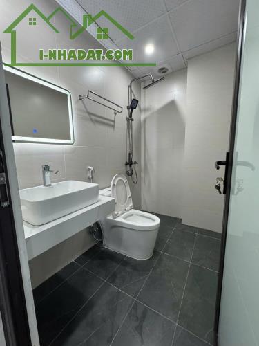 Nhà 6 tầng mới đẹp trung tâm Mỹ Đình gần ô tô gần phố tiện ích ngập quanh nhà. 6.68 tỷ