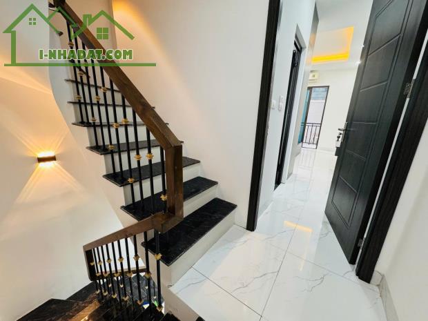 Nhà 6 tầng mới đẹp trung tâm Mỹ Đình gần ô tô gần phố tiện ích ngập quanh nhà. 6.68 tỷ - 2