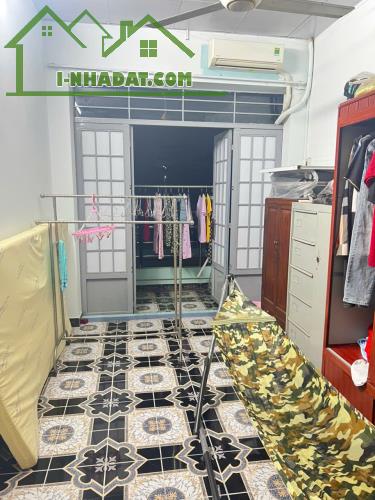 Bán nhà 2 lầu, khu VIP Mạc Vân P12-Q8 - 3