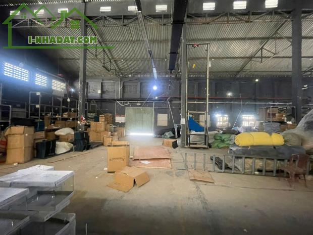 Cần Cho Thuê Kho Tại Thủ Đức — Giá Rẻ 90k/m², Kho Mới Đẹp, An Ninh 24/7. Liên hệ: - 1