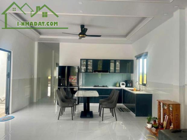 BÁN GẤP CĂN NHÀ TÂN CỔ ĐIỂN 1T 1L 3PN 2WC SỔ HỒNG RIÊNG GẦN CTY CHANGSHIN GIá chỉ 2ty149T - 3