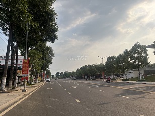 Chính chủ cho thuê nhà 1 trệt 2 lầu sát bên Trung tâm Hội nghị triển lãm thành phố Bến - 2