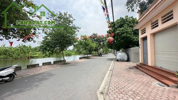 HÀNG HIẾM PHÂN LÔ Ô TÔ VÀO NHÀ - 1