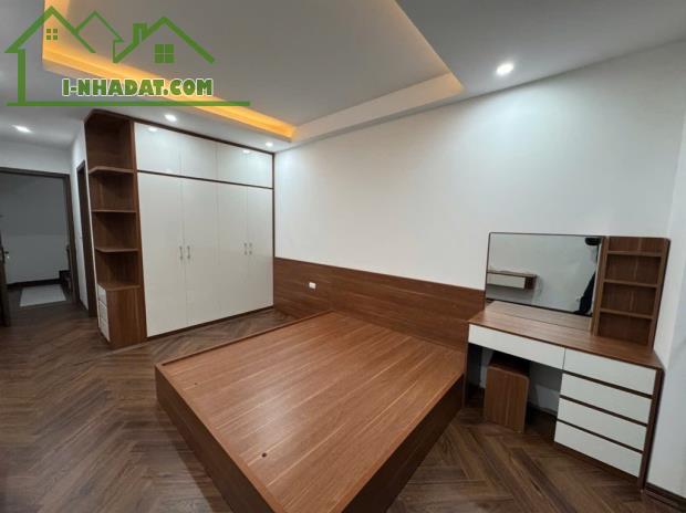 Nhà Trần Khát Chân 30m 4 tầng MT4m -FULL NỘI THẤT -Ở LUÔN  - GẦN Ô TÔ QUA - 3