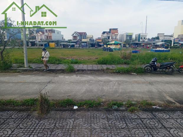 CHỦ NGỘP CẦN BÁN GẤP 4 LÔ LIỀN KỀ XÃ NGHĨA PHÚ - QUẢNG NGÃI GIÁ RẺ 4.6TY - 3