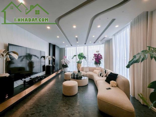 NHÀ VIP MẶT HỒ ĐỘI CẤN VIEW TRIỆU ĐÔ- FULL NỘI THẤT 8 TẦNG- THANG MÁY-KINH DOANH