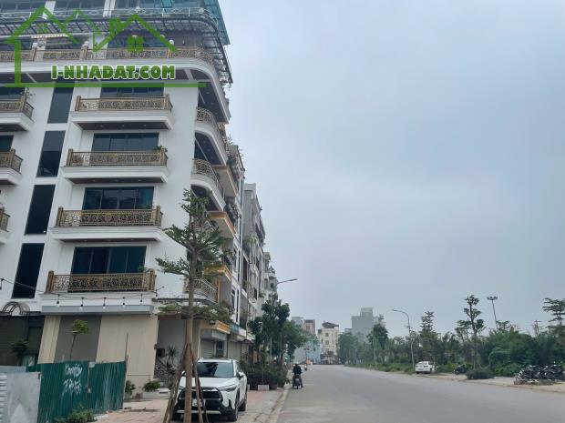 CỰC HIẾM : PHÂN LÔ TĐC NGỌC THỤY, MẶT PHỐ CHÍNH 25M, VỈA HÈ 5M, NGAY TRƯỚC MẶT CÔNG VIÊN N