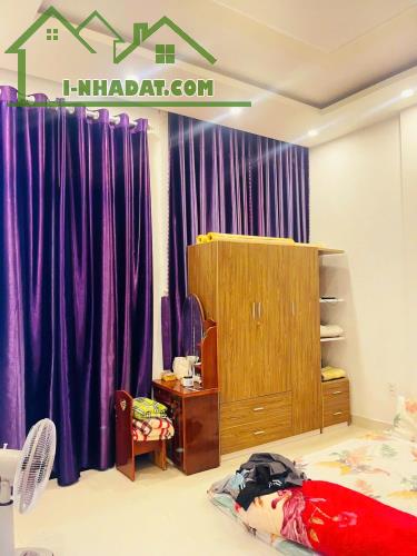 Bán nhà Lô Góc Nguyễn Công Trứ, nhà đẹp 3 tầng gần biển, Kiệt nhựa ô tô đỗ giá chỉ 5.x tỷ - 3