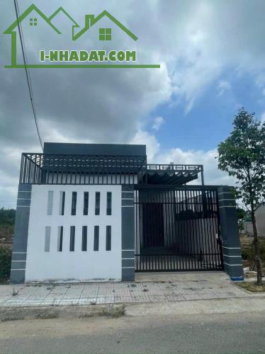 NỢ NGÂN HÀNG CHỊ CHỦ GỦI BÁN NGÔI NHÀ TP BÀ RỊA GIÁ CHỈ 1TY800. - 1