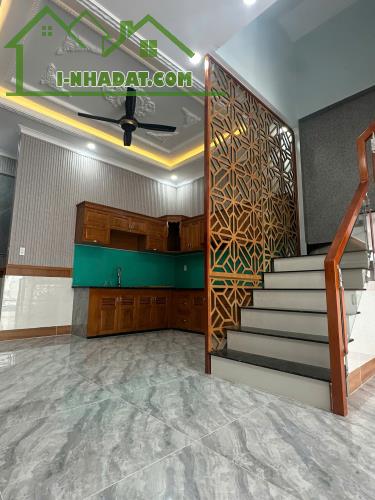 Bán nhà 4 Tầng Mây,đường nhựa 10m,hoàn công chuẩn chỉnh,gần Bcons - 2