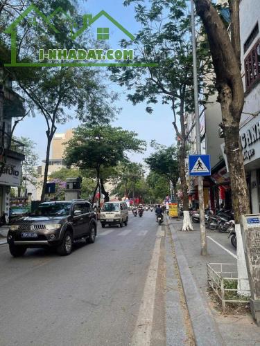THÁI THỊNH - NGÕ THÔNG TO NHƯ PHỐ - VỈA HÈ - THANG MÁY - GẦN 80M² HƠN 30 TỈ -Ở SƯỚNG - 5