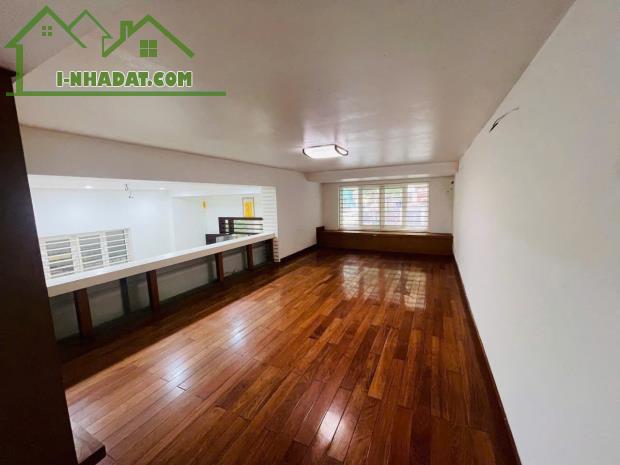 Cho Thuê Biệt Thự KĐT Mỹ Đình 2 – Căn Góc Rộng 200m²