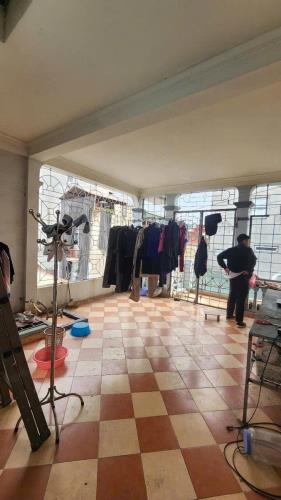 Cần bán gấp nhà Khương Đình 65m² x 5 tầng, hai mặt thoáng, 6 phòng ngủ rộng, Giá chỉ 9,8 - 1