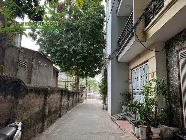 58M- 4 TẦNG 10,5 T.Ỷ- NGỌC THỤY- LONG BIÊN SIÊU PHẨM 4 TẦNG- TẶNG NỘI THẤT - ĐƯỜNG RỘNG TH