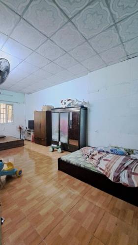 BÁN NHÀ CẤP 4 - PHƯỜNG ĐÔNG HÒA - ĐƯỜNG TRẦN HƯNG ĐẠO - TP DĨ AN - 168M2 - GIÁ 3.9 TỶ. - 4