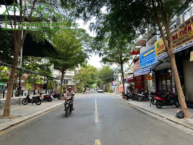 BÁN ĐẤT ĐƯỜNG MÊ LINH TT TP. NHA TRANG – TẶNG KÈM 2 CĂN NHÀ 194m, NGANG 9 – CHỈ 23 TỶ - 2