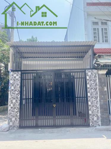 Nhà cấp 4 lô góc đường 8m , 40m2 ( 4x16 ) Lâm Thị Hố Q12 , Thu nhập 6tr/th , 4 tỷ nhỉnh