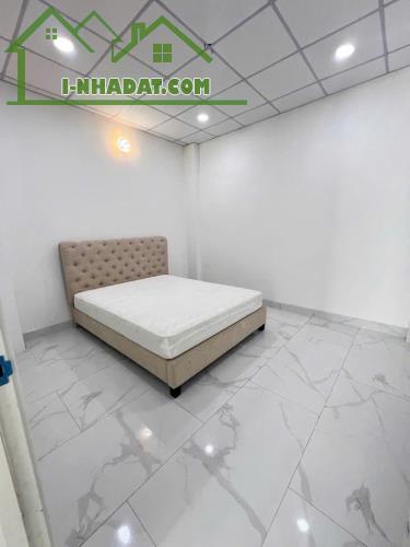 Bán Nhà HXH Lê Đình Cẩn Mới Xây, DT 40m2, 1 trệt 1 lầu, Chỉ 3,65ty - 3