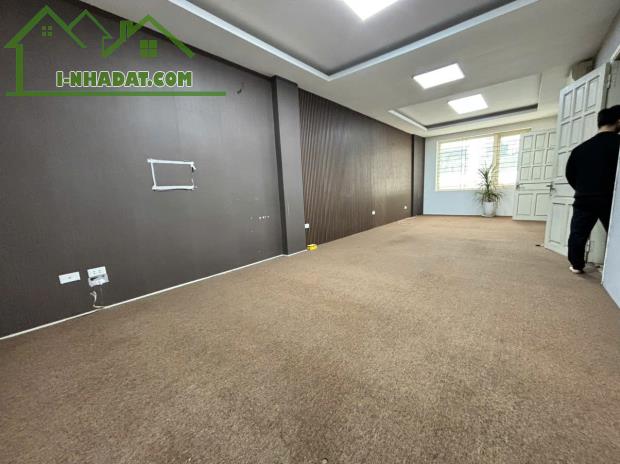 Cho thuê LK Nguyễn Văn Lộc 65m x 5 tầng thông sàn toàn bộ 27tr 09034098888 - 2