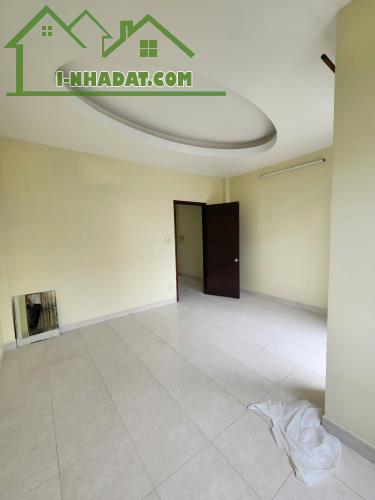 Bán Nhà Mặt Tiền Kinh Doanh Chợ Hồ Trọng Quý - 6x14m - 9,x tỷ