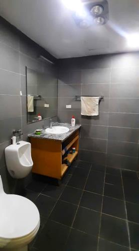 BÁN GẤP CĂN GÓC TẦNG 3 CHUNG CƯ SKYLIGHT - HAI BÀ TRƯNG - 1