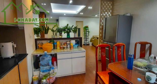 BÁN GẤP CĂN GÓC TẦNG 3 CHUNG CƯ SKYLIGHT - HAI BÀ TRƯNG - 3