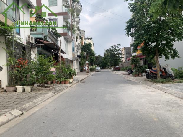 Bán 112m đất ngõ 49 Đức Giang, đường trước sau đều ô tô tránh, giá đầu tư chỉ 13,8 tỷ - 2