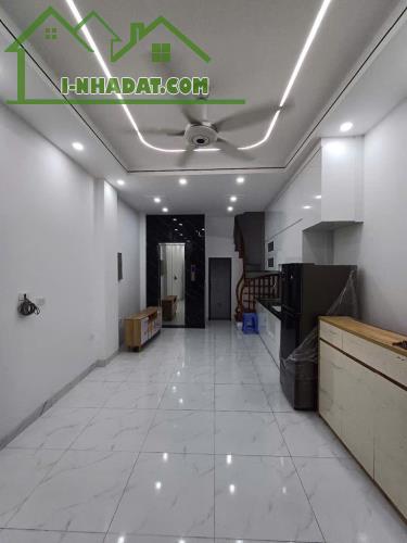 Bán nhà 5 tầng, thang máy, Lê Lợi, Trung tâm quận Hà Đông - 3