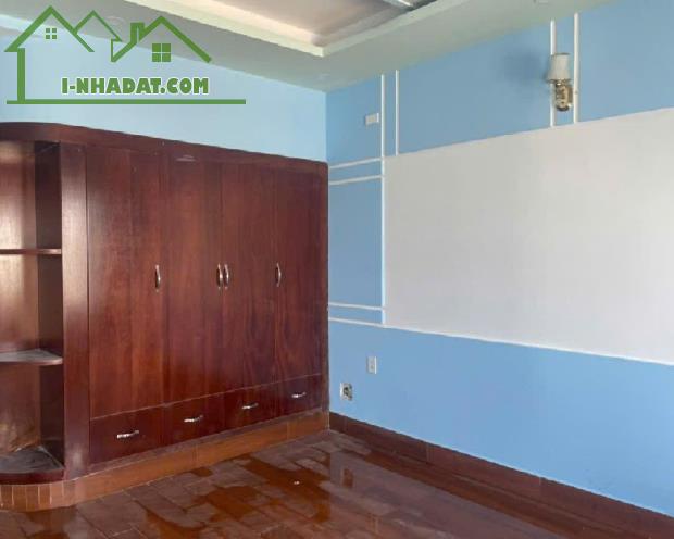Chủ gửi: Chủ cần bán nhanh. Giảm 700tr. Còn 6ty500, HXH Thới An, Q12, 92m2, 5 tầng - 4
