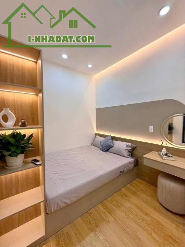 Bán căn nhà siêu phẩm ở đường Bùi Đình Tuý,Bình Thạnh hẻm xe hơi, 27m2,2tỷ270, SHR - 3
