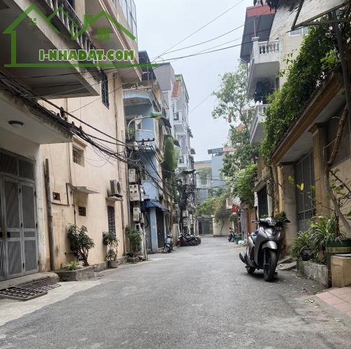 Bán nhà mặt phố Yên Lạc, Hai Bà Trưng ô tô tránh 32m2x4 tầng sổ đỏ 8.3 tỷ