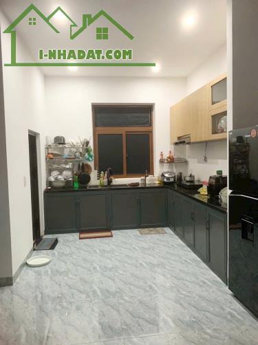 Kẹt tiền, bán gấp nhà 1T2L P.Hố Nai, gần GS.Lộc Lâm, đường nhựa 5m chỉ 2 tỷ750 - 2