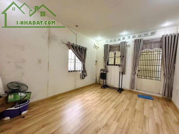 --Bán nhà HXH Lạc Long Quân, phường 9, q.Tân Bình; 38m2, 2L, 5,5 tỷ - 2