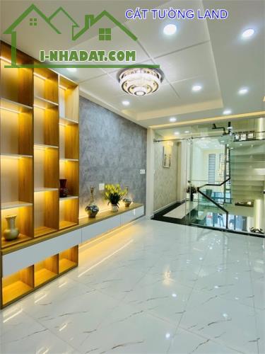Nhà mới  5 Tầng, Mặt tiền Nguyễn Duy Cung, Phường 12, Gần Emart Phan Huy Ích