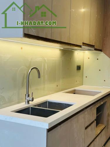 Bán CĂN HỘ Studios 30m2 View Biển Tầng Cao tại chung cư ICON40 mặt đường Hoàng Quốc Việt - 4